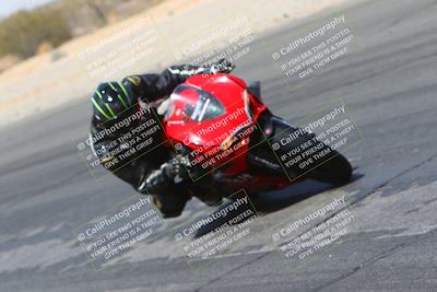 media/Mar-28-2022-Superbike Trackdays (Mon) [[b8603d0f67]]/Open Track Time/Turn 3 Inside/